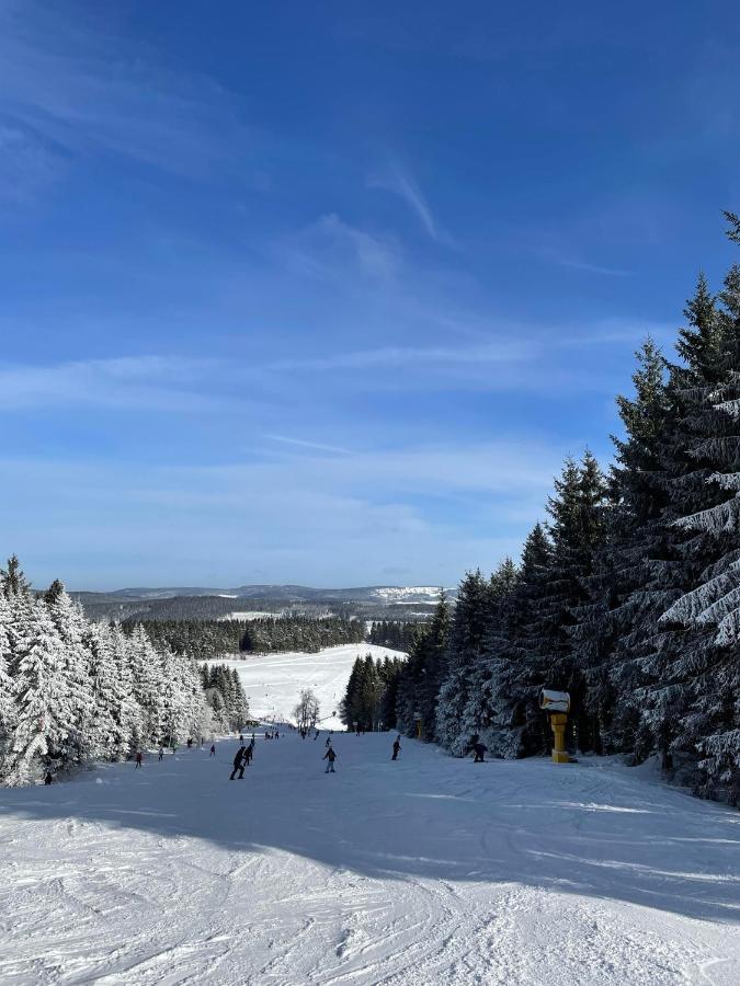 Appartement Familie Willems Winterberg 2 ภายนอก รูปภาพ