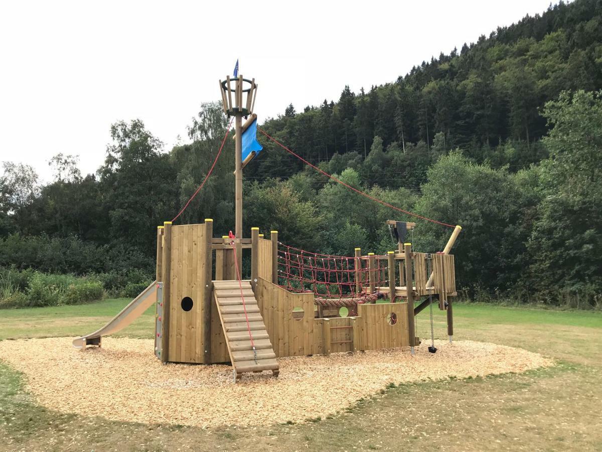 Appartement Familie Willems Winterberg 2 ภายนอก รูปภาพ